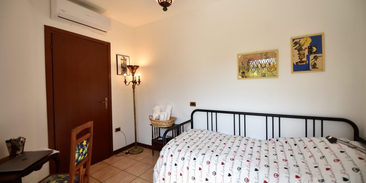 camera da letto. ospitalità- confort - case vacanza Milano